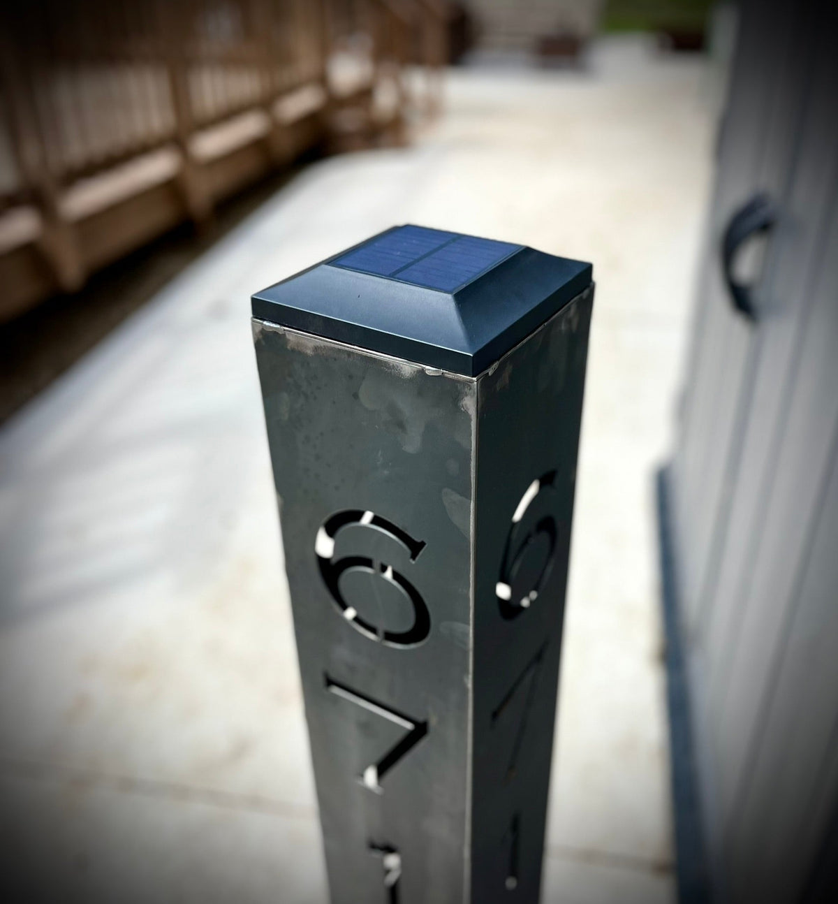 XL Solar Address Pillar Light